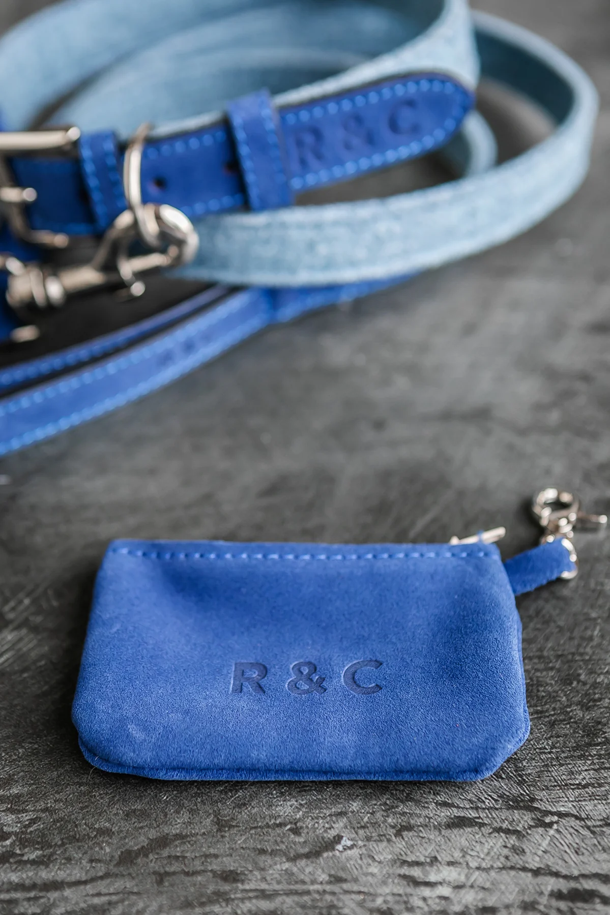 “Rayleigh” Dog Poo Bag Holder – by Ralph & Co-1